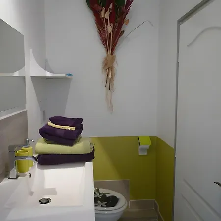 D'hotes Independante 3*